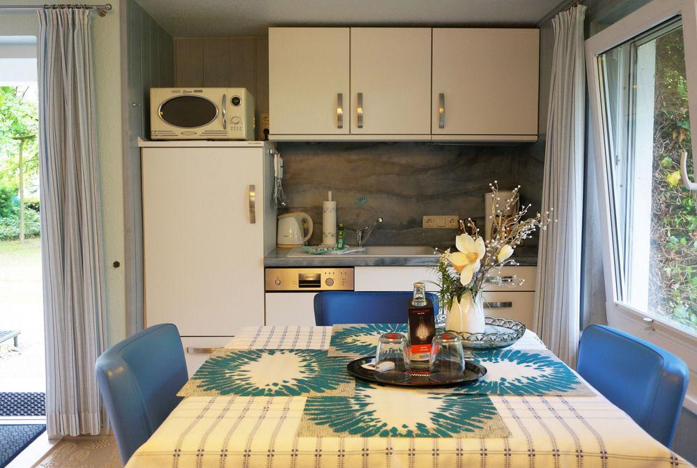 Hotel Garni Inselparadies Zingst Extérieur photo